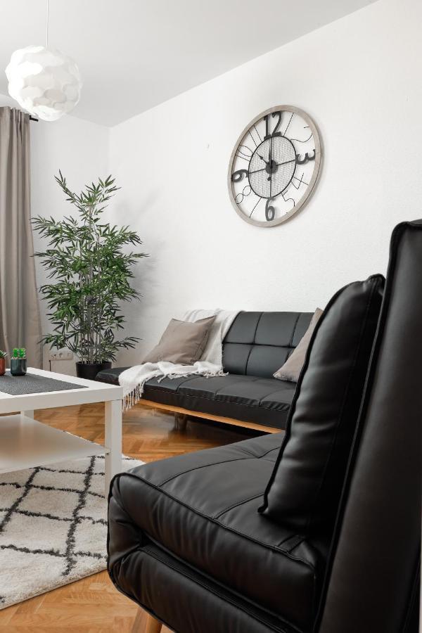 Apartamento El Coso Logrono Bagian luar foto