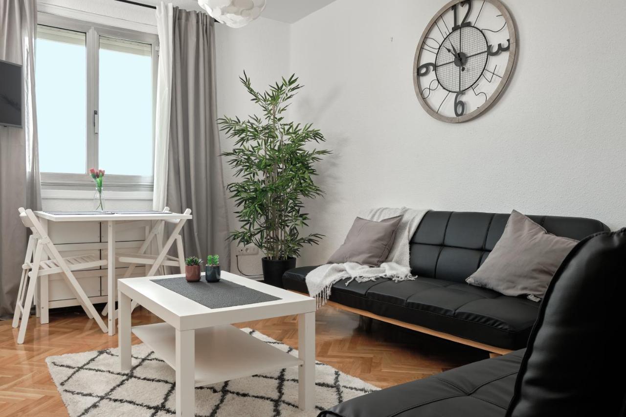 Apartamento El Coso Logrono Bagian luar foto